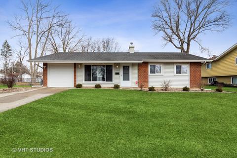 560 Briarcliff Ln, Hoffman Estates, IL 60169 photo 1
