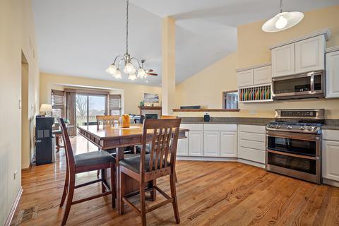 29881 Blue Heron Blvd, Beecher, IL 60401 photo 12
