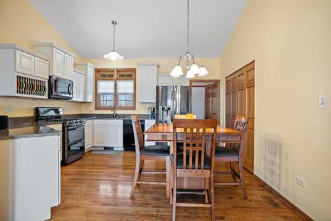 29881 Blue Heron Blvd, Beecher, IL 60401 photo 10