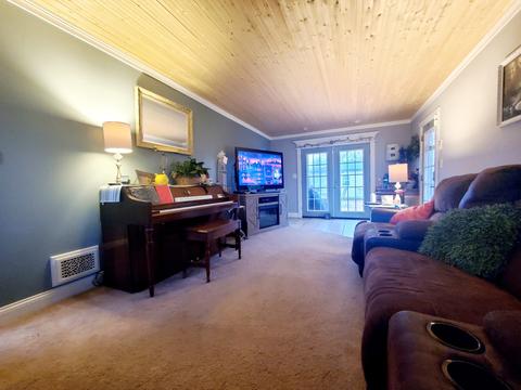 696 S Curtis Ave, Kankakee, IL 60901 photo 13