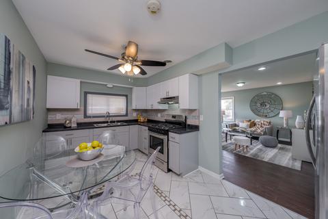 16145 Hermitage Ave, Markham, IL 60428 photo 4