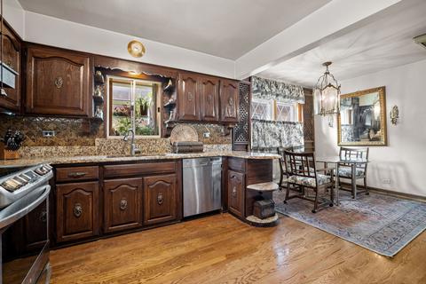 5425 S Latrobe Ave, Chicago, IL 60638 photo 4