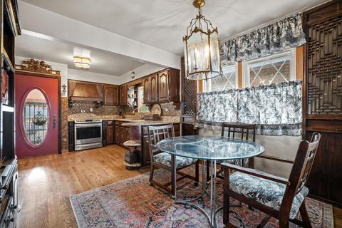 5425 S Latrobe Ave, Chicago, IL 60638 photo 2