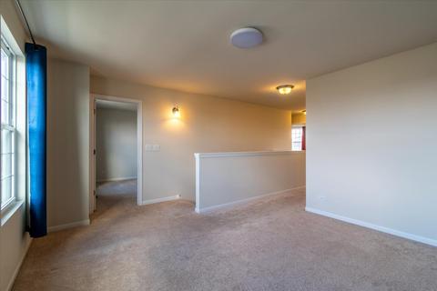 245 Stagecoach Dr, Elgin, IL 60124 photo 16