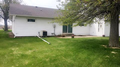 104 E Williams Rd, Buckley, IL 60918 photo 9