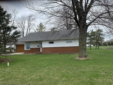 104 E Williams Rd, Buckley, IL 60918 photo 1
