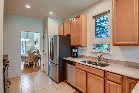 6407 Cunningham Ct, Gurnee, IL 60031 photo 5