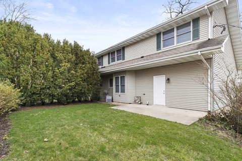 419 Madison St, Lockport, IL 60441 photo 2
