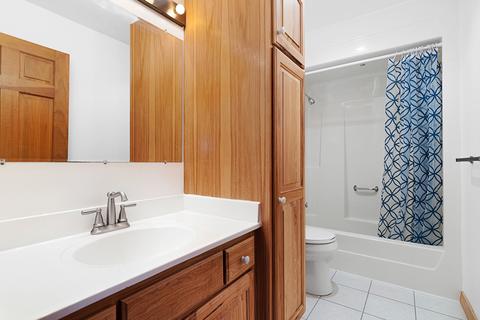 419 Madison St, Lockport, IL 60441 photo 14