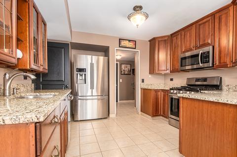 1263 Summersweet Ln, Bartlett, IL 60103 photo 3