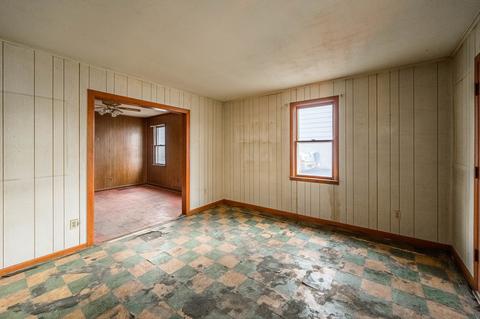 26 Daniels Ave, Elgin, IL 60120 photo 3