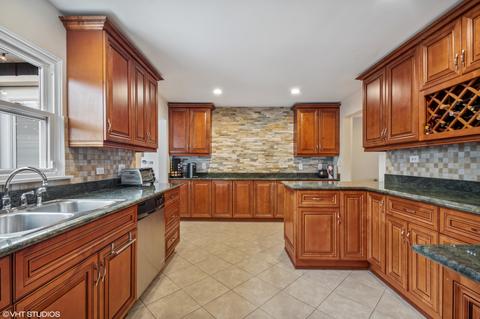 819 S Grace St, Lombard, IL 60148 photo 6
