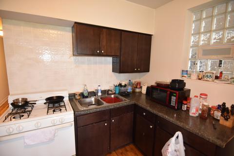 647 N Hamlin Ave, Chicago, IL 60624 photo 4