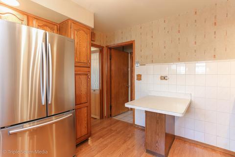 4153 Ruby St, Schiller Park, IL 60176 photo 10