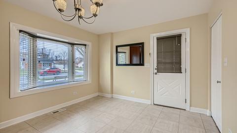 645 Woodlawn St, Hoffman Estates, IL 60169 photo 11