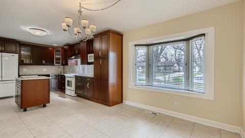 645 Woodlawn St, Hoffman Estates, IL 60169 photo 10