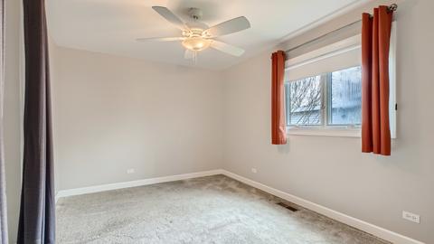 645 Woodlawn St, Hoffman Estates, IL 60169 photo 15