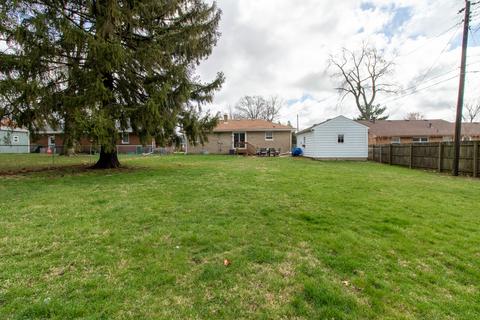 105 Eastview Dr, Normal, IL 61761 photo 33