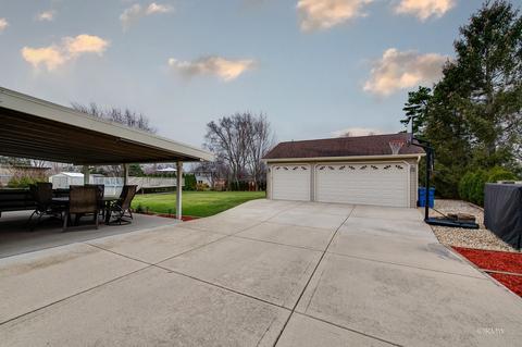 25 E Monterey Ave, Schaumburg, IL 60193 photo 2