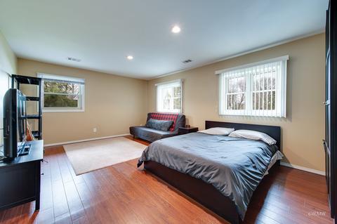 25 E Monterey Ave, Schaumburg, IL 60193 photo 11