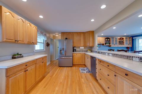 25 E Monterey Ave, Schaumburg, IL 60193 photo 9