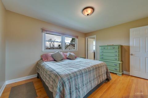 25 E Monterey Ave, Schaumburg, IL 60193 photo 15