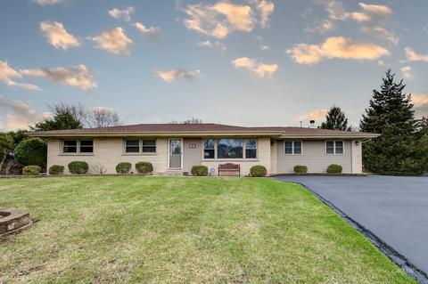 25 E Monterey Ave, Schaumburg, IL 60193 photo 1