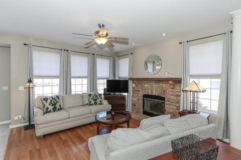30 Kelsey Ct, Algonquin, IL 60102 photo 4