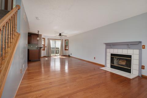 5 Reading Rd, Bloomington, IL 61701 photo 3