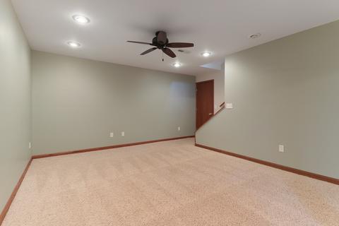 5 Reading Rd, Bloomington, IL 61701 photo 13