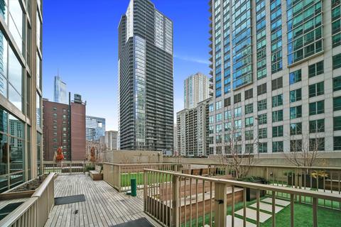 21 E Huron St #2801, Chicago, IL 60611 photo 24