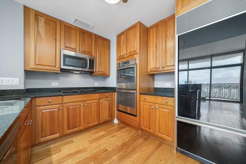 21 E Huron St #2801, Chicago, IL 60611 photo 6