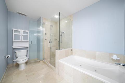 21 E Huron St #2801, Chicago, IL 60611 photo 13