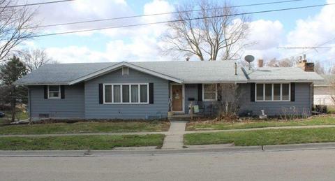 209 Johnson St, Morrison, IL 61270 photo 1