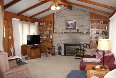 209 Johnson St, Morrison, IL 61270 photo 7