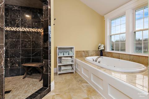 2316 Colby Point Rd, Mchenry, IL 60050 photo 34