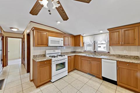 106 W Chippewa St, Dwight, IL 60420 photo 9