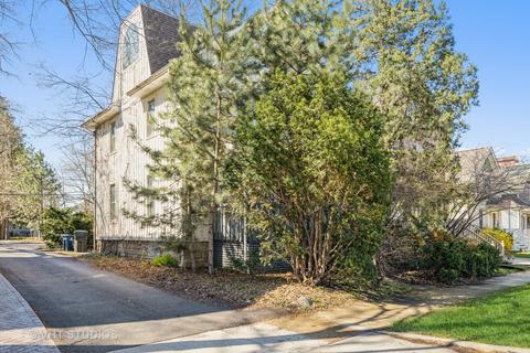 230 E 4th Ave, Naperville, IL 60540 photo 2