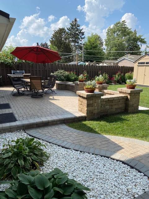 748 Sandy Ln, Des Plaines, IL 60016 photo 22