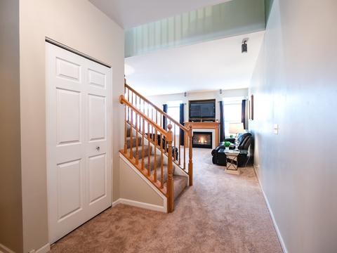 2393 Reflections Dr, Aurora, IL 60502 photo 4