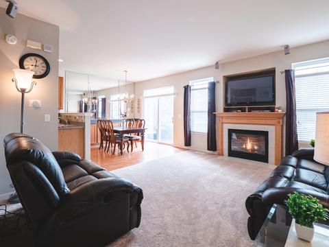 2393 Reflections Dr, Aurora, IL 60502 photo 5