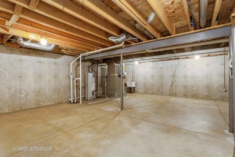 667 Sumac Dr, Aurora, IL 60506 photo 23