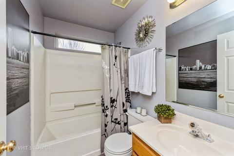 2054 Westridge Blvd, Bartlett, IL 60103 photo 14