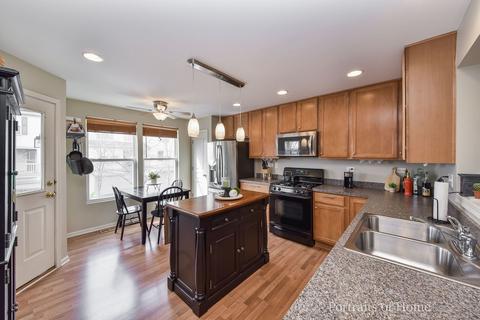 643 Conservatory Ln, Aurora, IL 60502 photo 8