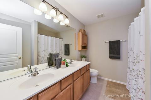 643 Conservatory Ln, Aurora, IL 60502 photo 17