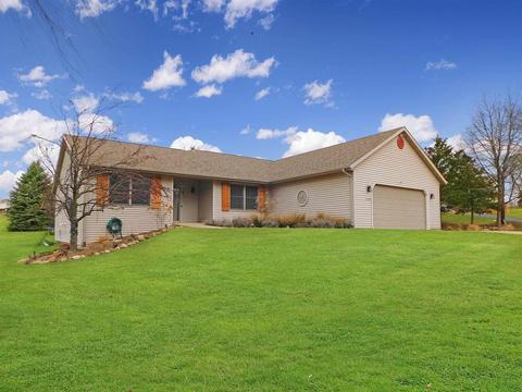 12588 Northgate Rd, Roscoe, IL 61073 photo 1