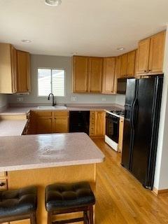 970 Borden Dr, Roselle, IL 60172 photo 4