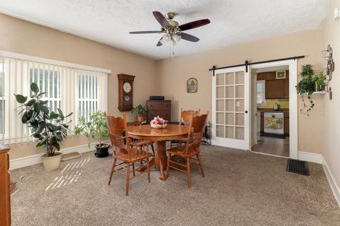 1107 E Washington St, Bloomington, IL 61701 photo 6