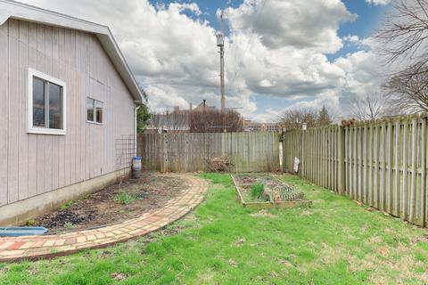 1107 E Washington St, Bloomington, IL 61701 photo 27