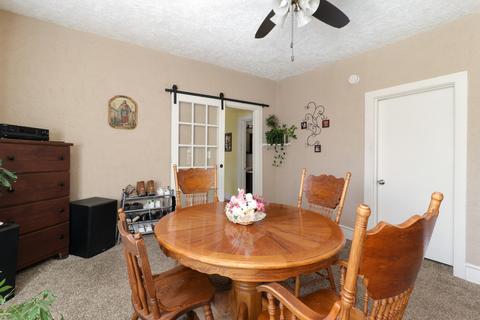 1107 E Washington St, Bloomington, IL 61701 photo 8
